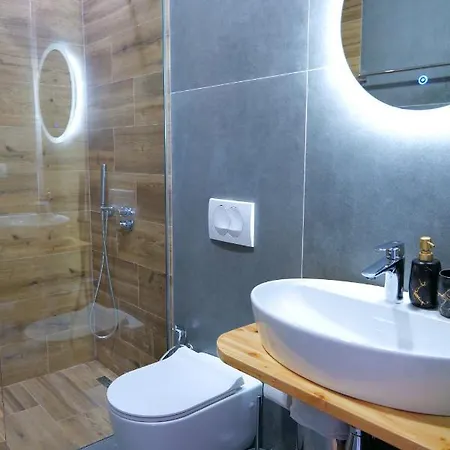 Guest house Julies Ksamil