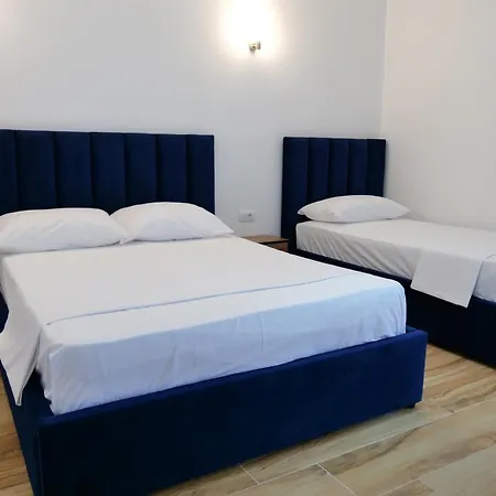 Julies 3* Ksamil