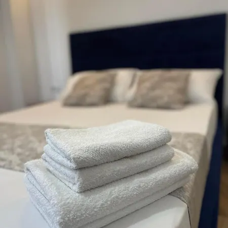 Guest house Julies Ksamil