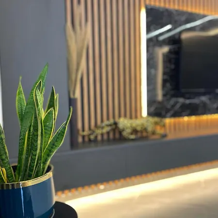 ゲストハウス Julies クサミル